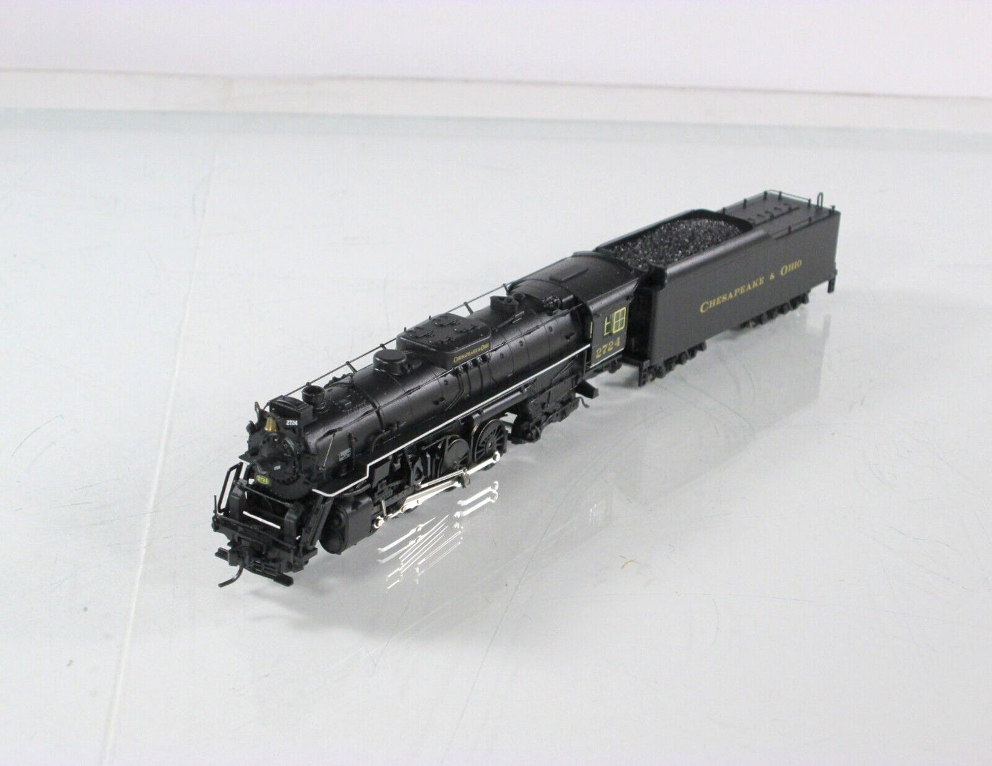 N Scale **CHESAPEAKE & OHIO** 2-8-4 Berkshire Locomotive #2724 -- Life-Like 7465