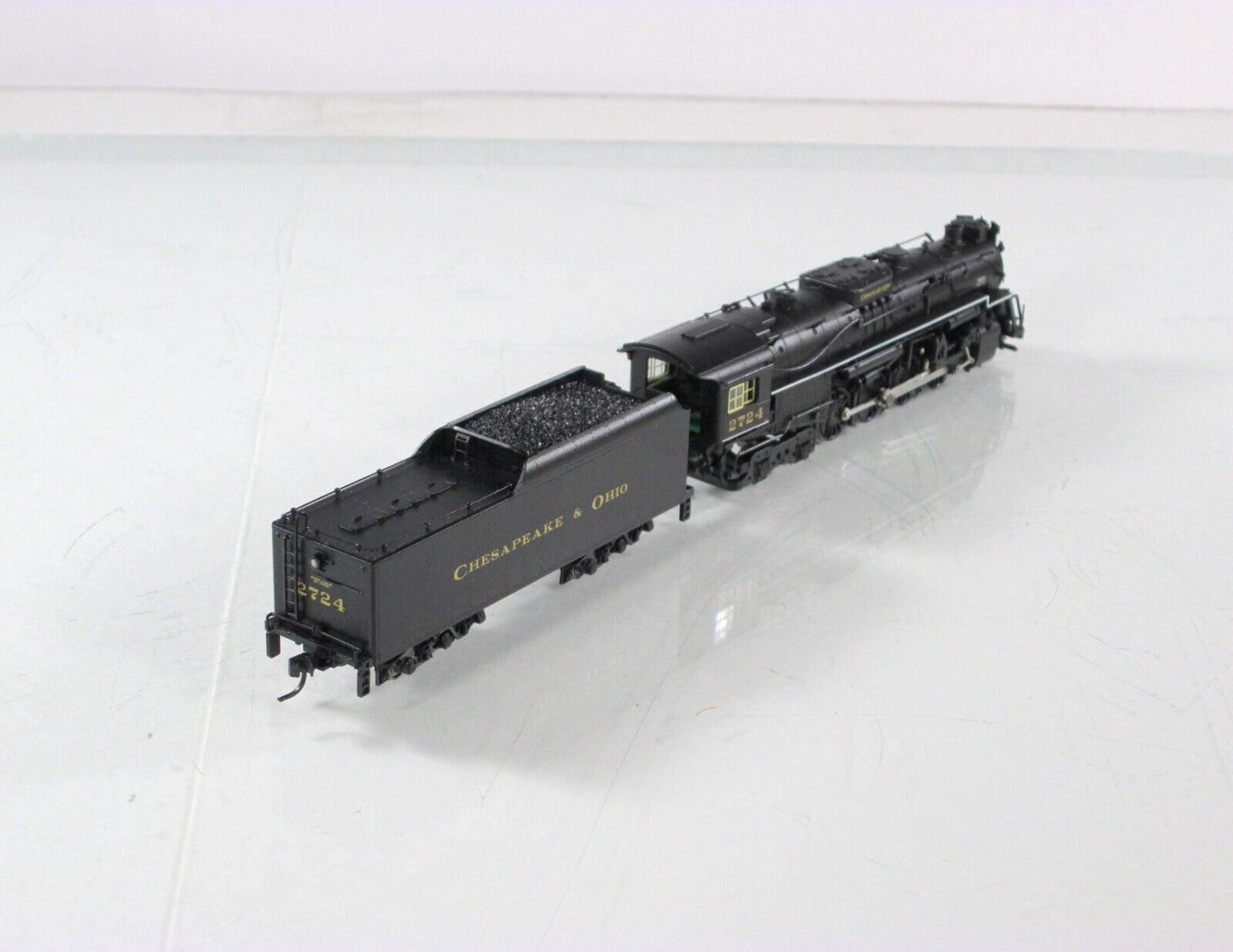 N Scale **CHESAPEAKE & OHIO** 2-8-4 Berkshire Locomotive #2724 -- Life-Like 7465