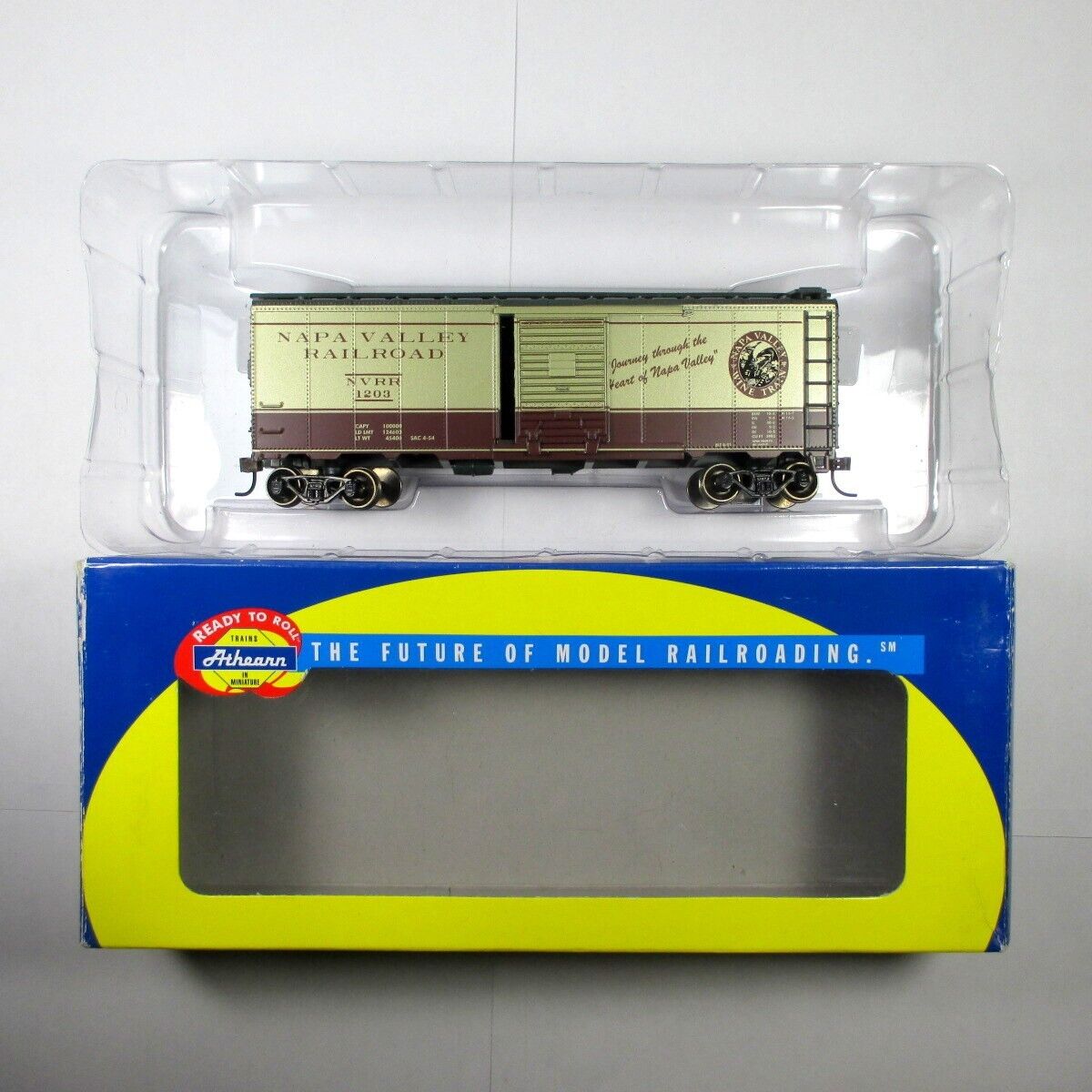 HO Scale *NAPA VALLEY* Railroad Wine Train 40' Box Car, NVRR 1203 - Athearn 8506