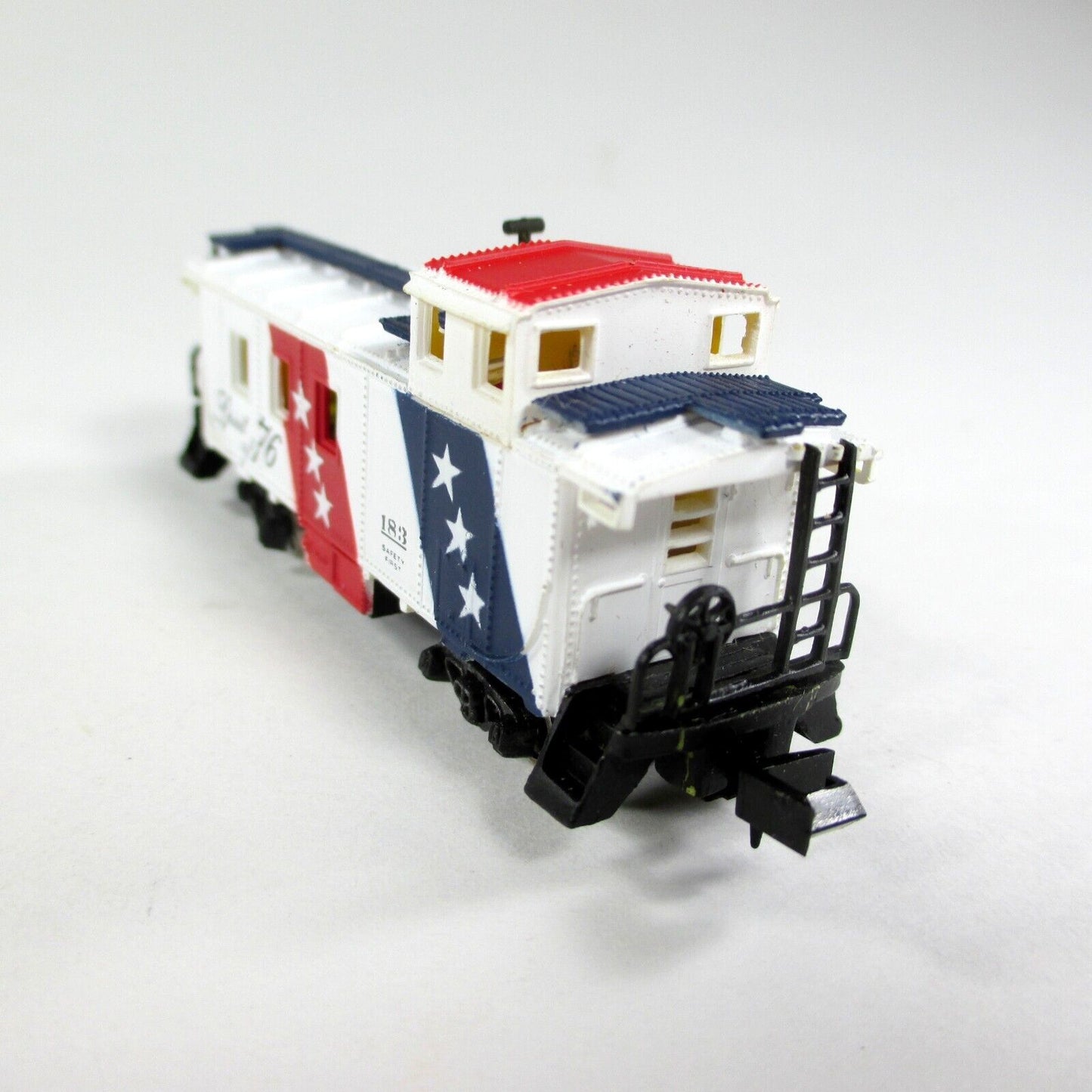 N Scale AMERICAN BICENTENNIAL ***Spirit of '76*** Cupola Caboose - Bachmann 5412