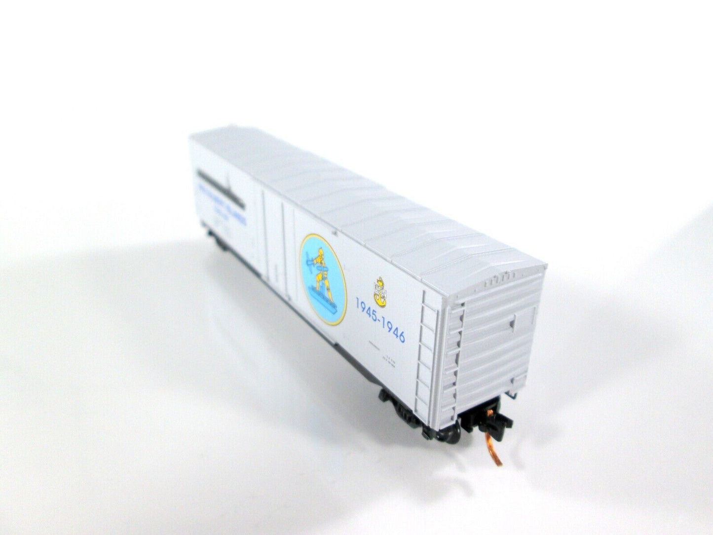 N Scale USS *GILBERT ISLANDS* US Navy Series 50' Box Car - Micro Trains 03800406