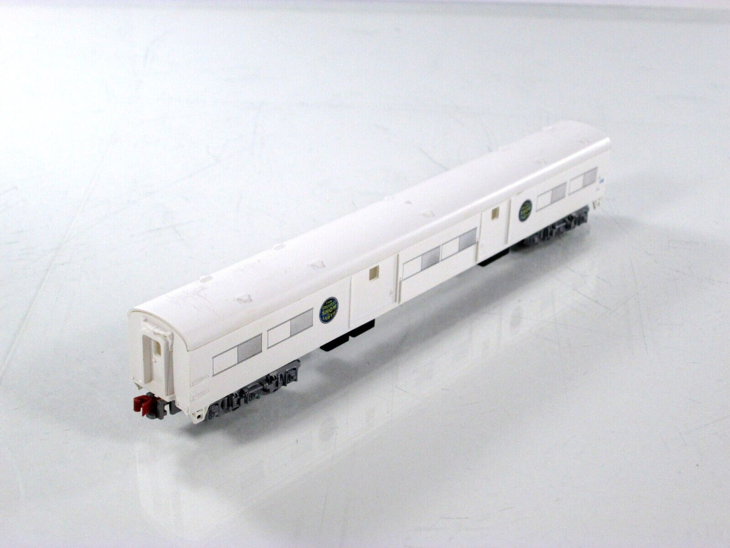 N Scale ***RINGLING Bros*** CIRCUS Animal Stock Car #136 - Micro Trains 99300053