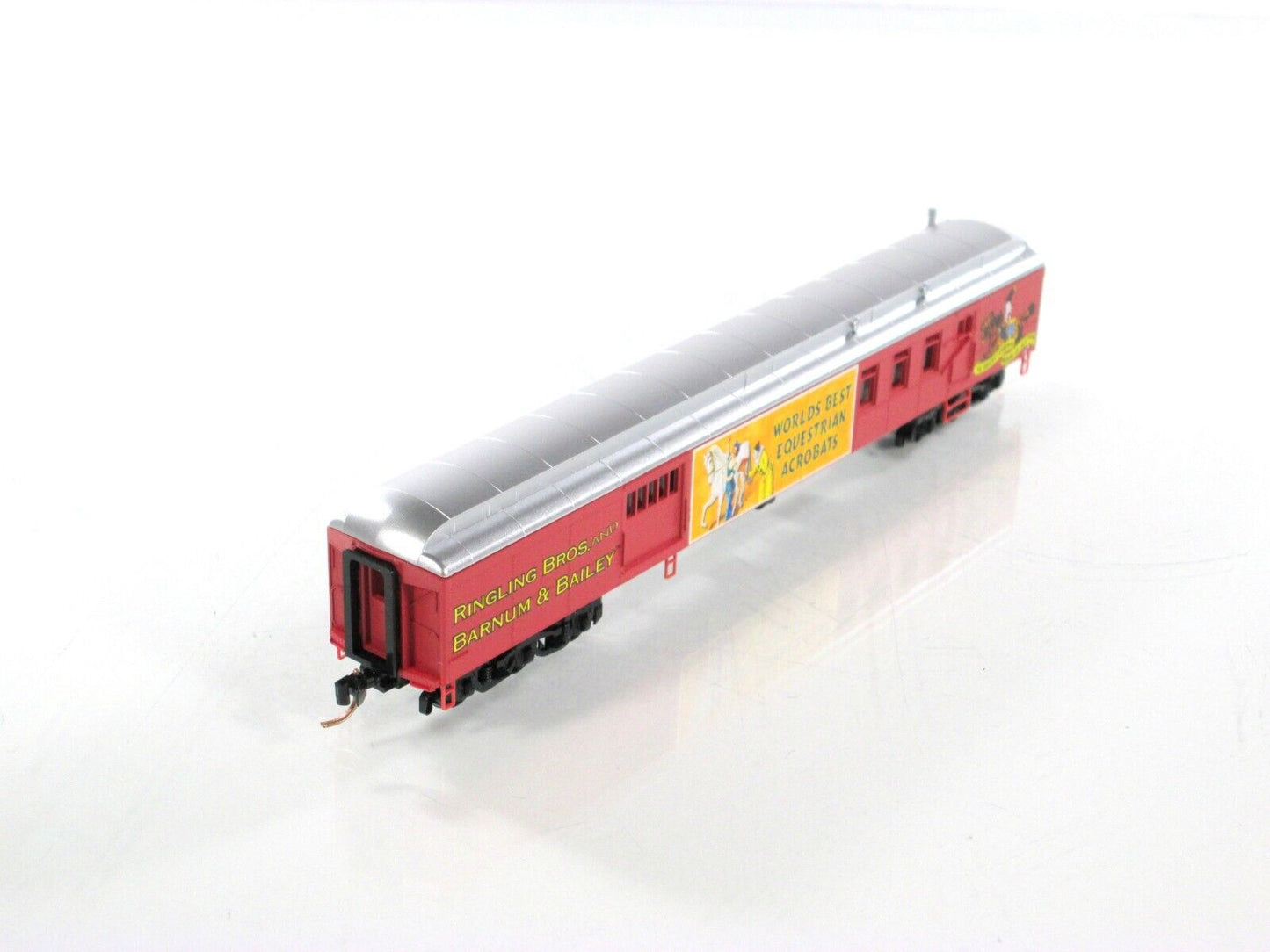 N Scale ***RINGLING Bros.*** EQUESTRIAN Mail-Baggage Car - Micro Trains 14800250