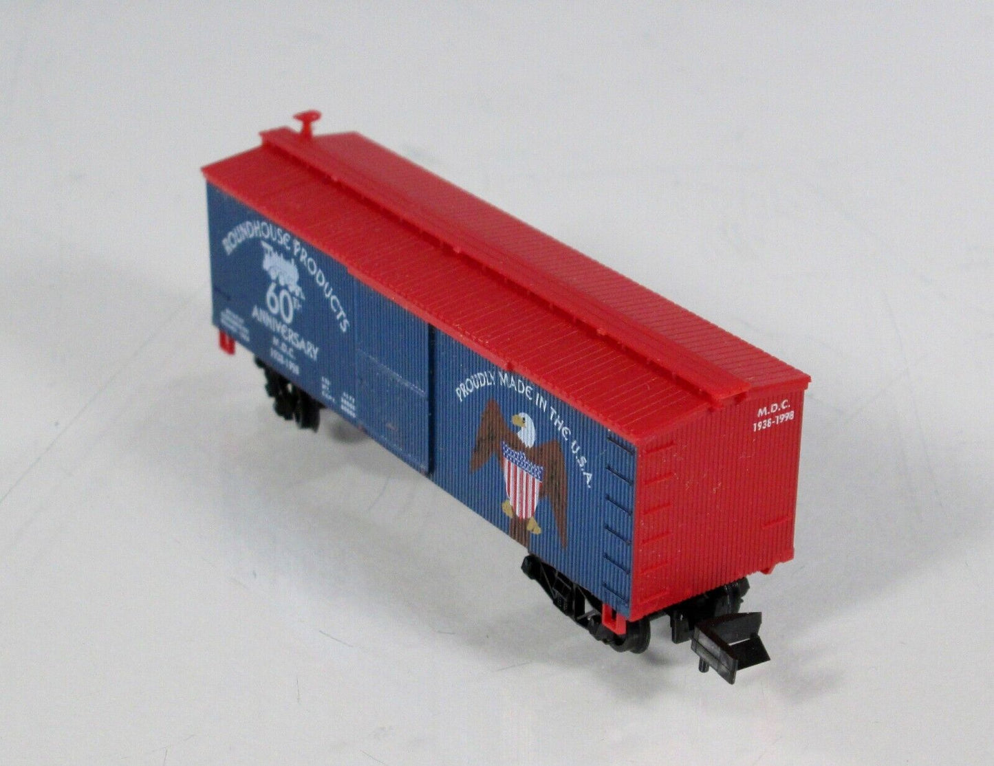 N Scale **PRIDE in AMERICA** 60th Anniv. Old Timer 36' Box Car - Roundhouse 8918