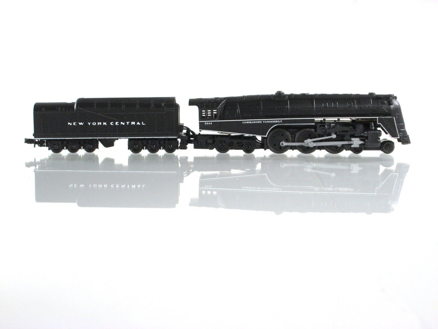 N Scale *NEW YORK CENTRAL* J3a 4-6-4 Steam Locomotive #5344- Con-Cor 3083