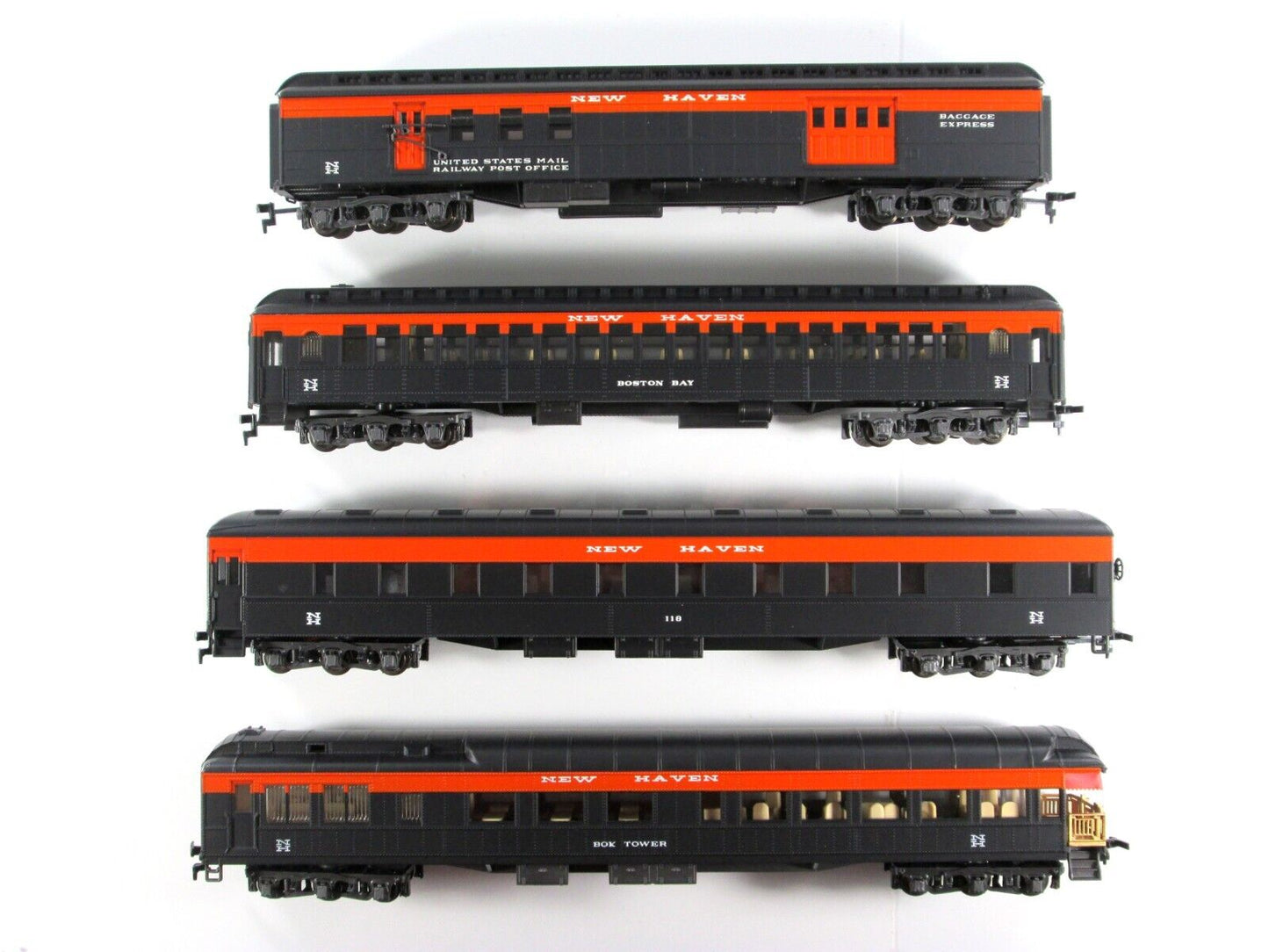 HO Scale **NEW HAVEN** 1920s Heavyweight Passenger 4-Car Set B -- Rivarossi 6889