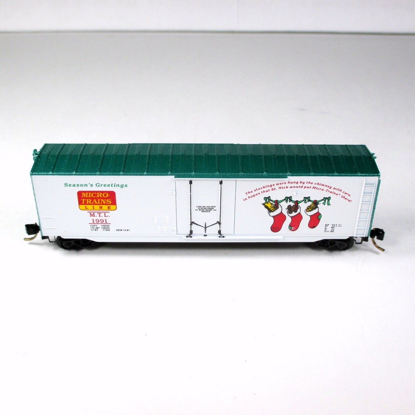 N Scale ***SEASON'S GREETINGS CHRISTMAS*** 50' Box Car, 1991 -Micro Trains 38170