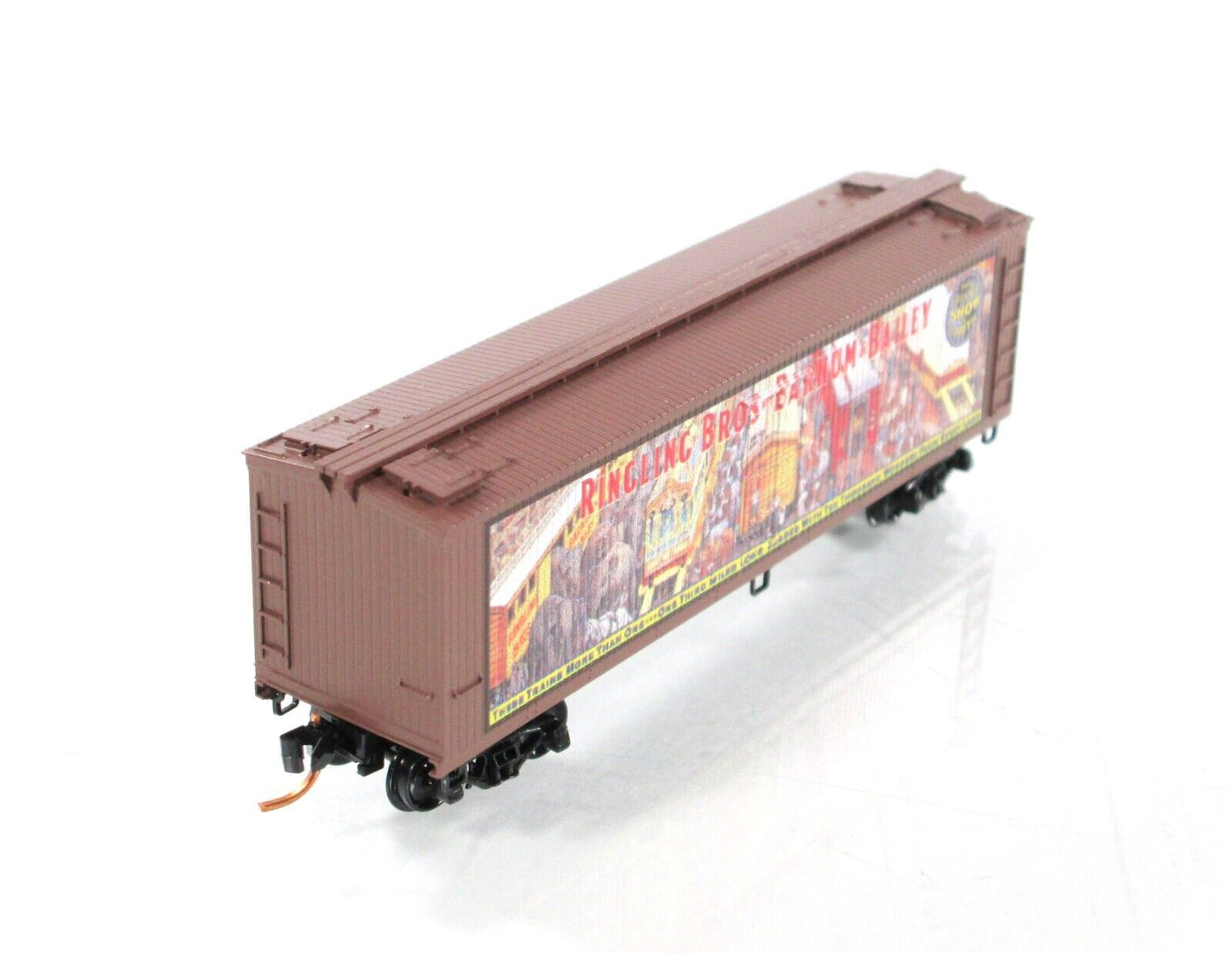 N Scale ***RINGLING CIRCUS*** Billboard Car #9 Box Car --- Micro Trains 04700409
