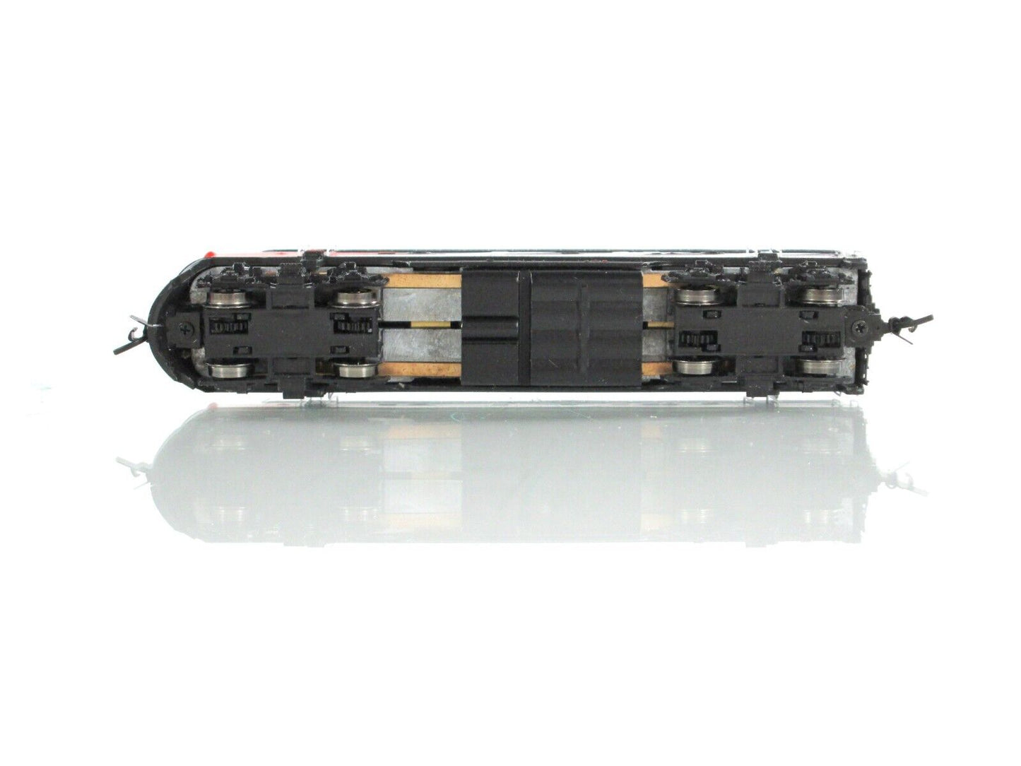 N Scale ***CANADIAN NATIONAL*** EMD FP9 #6524 -- Intermountain 69988-01, DCC Rdy