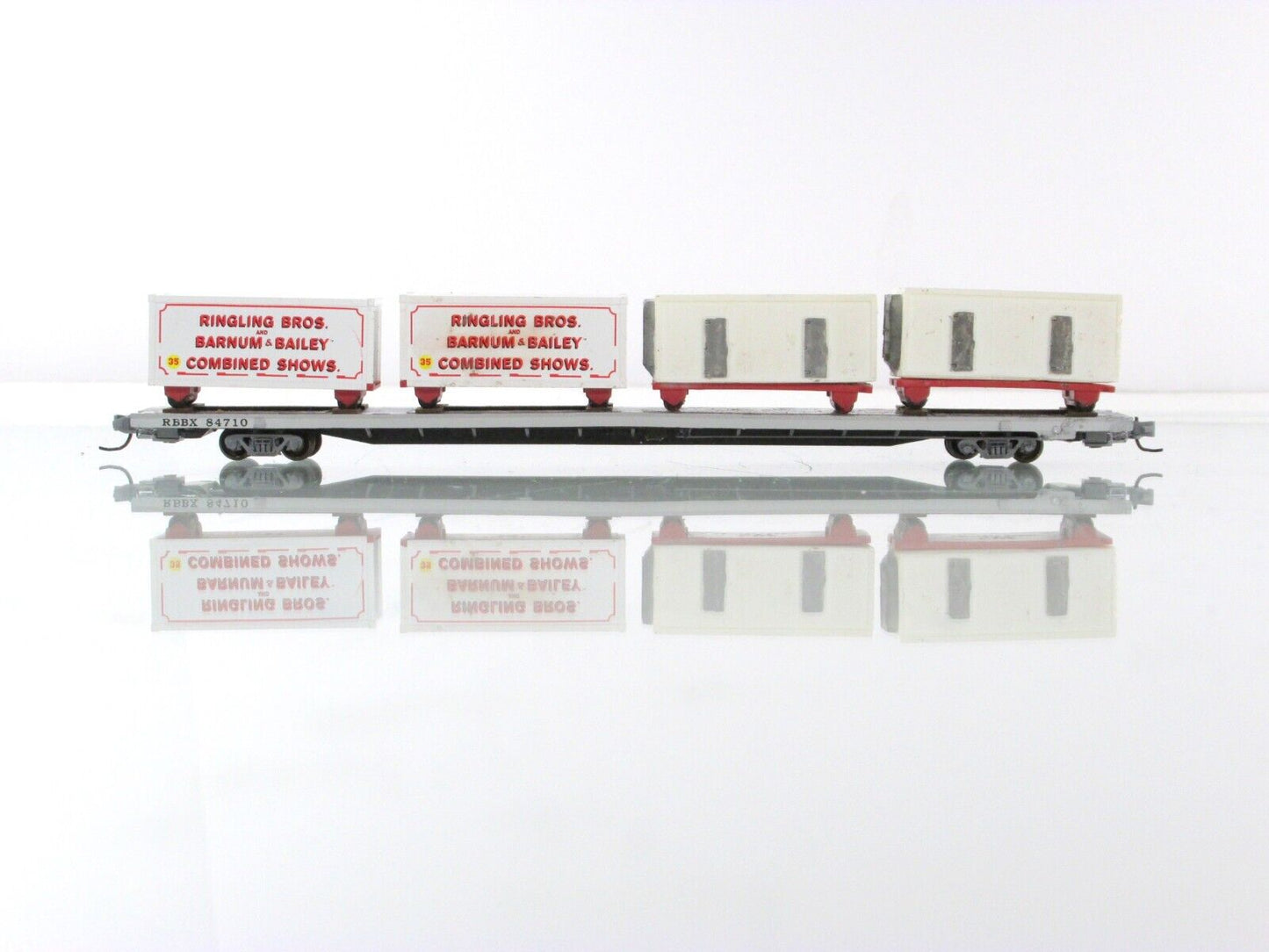 N Scale **RINGLING** Circus Wagons, 89' Flat Car #84710 -  Micro Trains 11200710