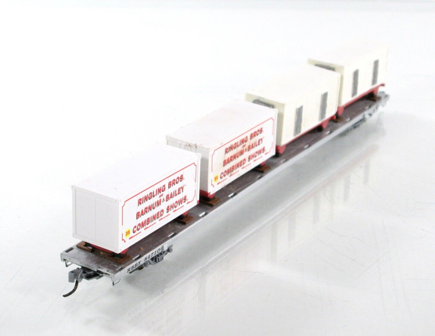 N Scale **RINGLING** Circus Wagons, 89' Flat Car #84710 -  Micro Trains 11200710