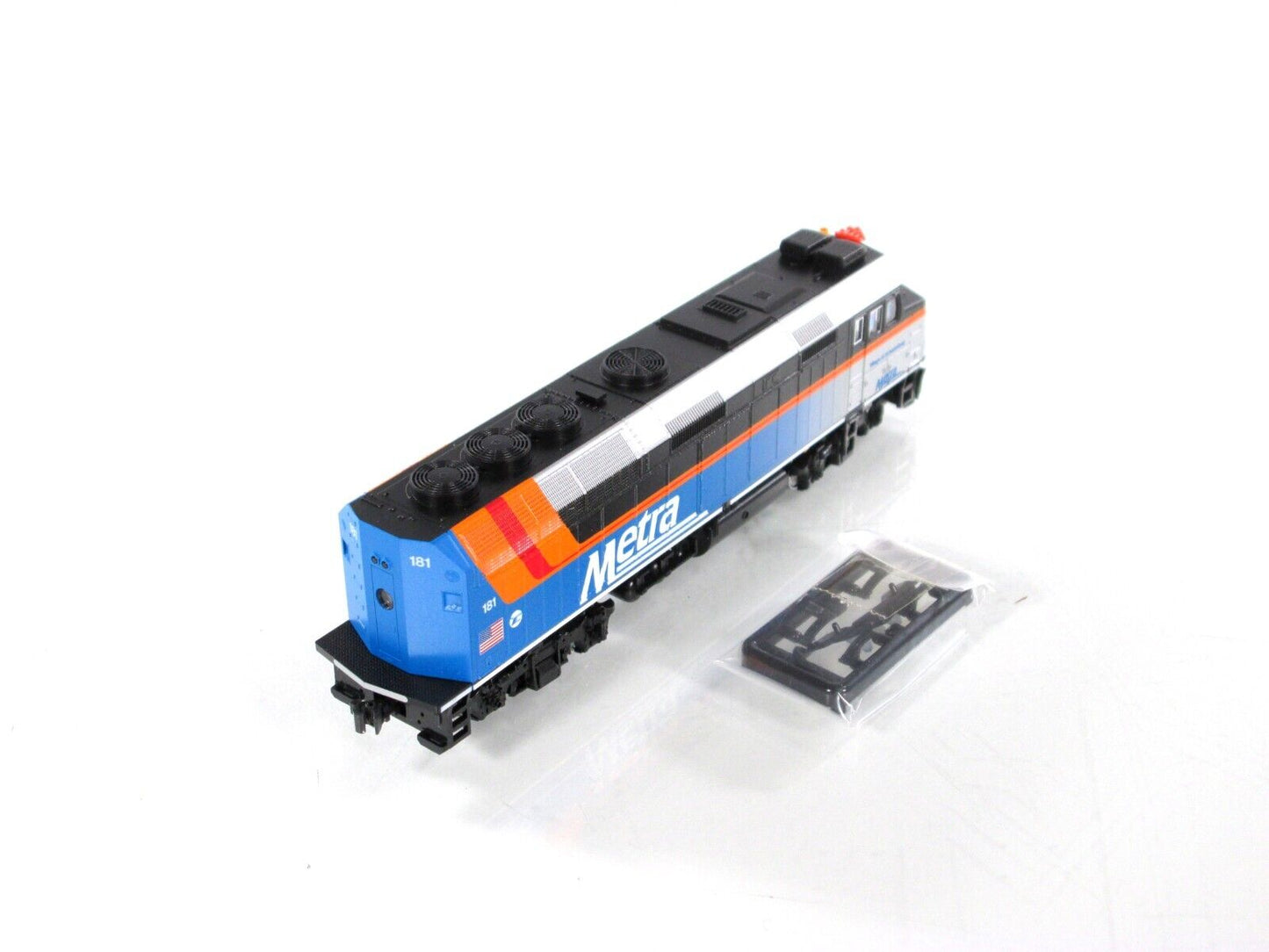 N Scale ***CHICAGO METRA*** EMD F40PH *Schaumburg* #181 -Kato 176-9106 **DCC Rdy