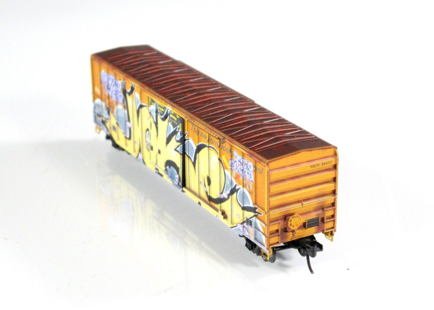N Scale RAILBOX  **Tell A Joke Day**  GRAFFITI Box Car - Micro Trains 02545013