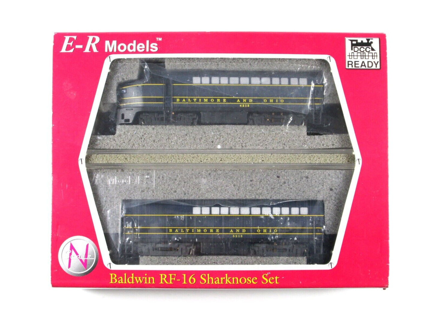 N Scale ***B&O*** RF-16 Sharknose AB #4213,5213 - E-R Models 040-7308-1, DCC Rdy