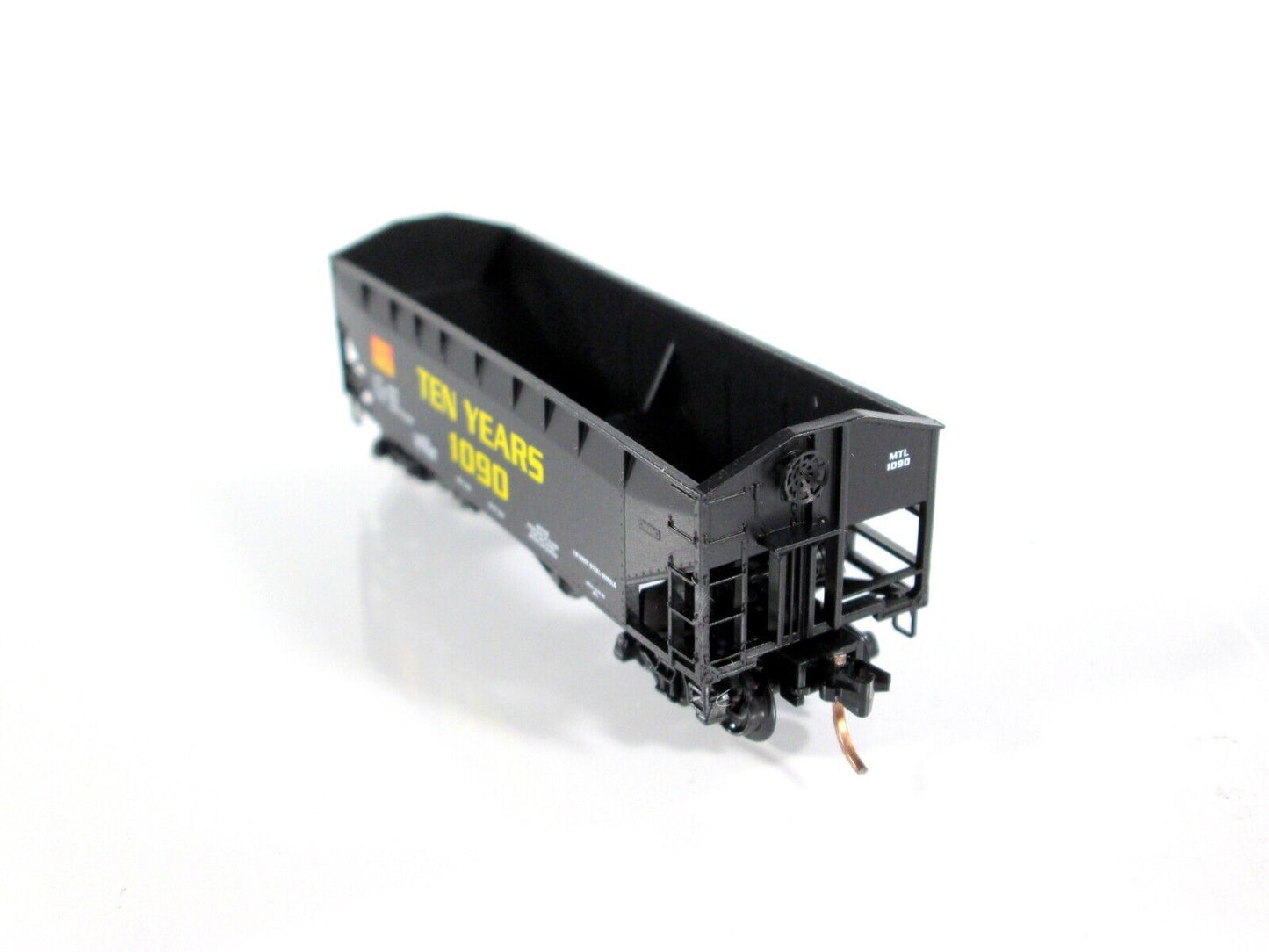 N Scale Micro Trains LINE 10th Anniversary Coal Hopper **TEN YEARS 1090** 90020