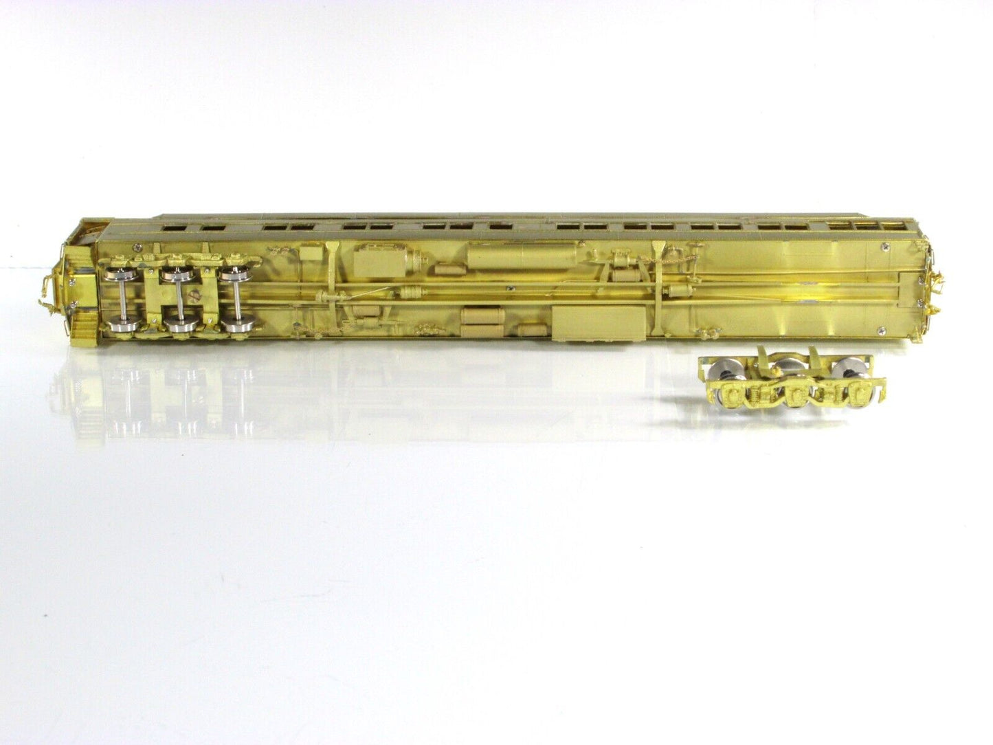 HO Scale BRASS *SOLARIUM OBSERVATION* PULLMAN 3975C - ORIENTAL-DAEKI 01000 *Read