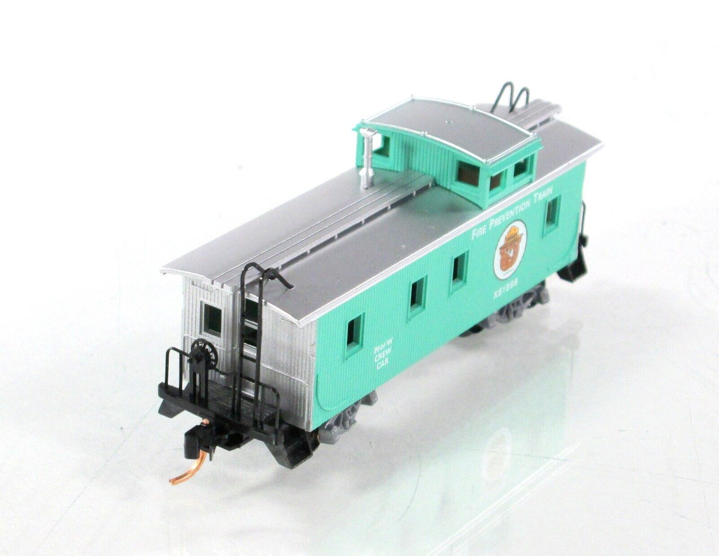 N Scale ***SMOKEY BEAR*** MoW Fire Prevention Crew Caboose -- Micro Trains 51210
