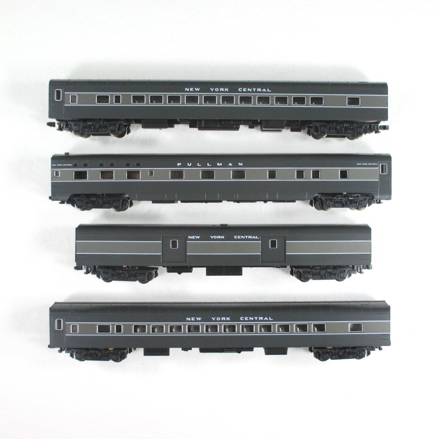 N Scale **NEW YORK CENTRAL** Smoothside Passenger Car 4-Pack Set -- Kato 106-023