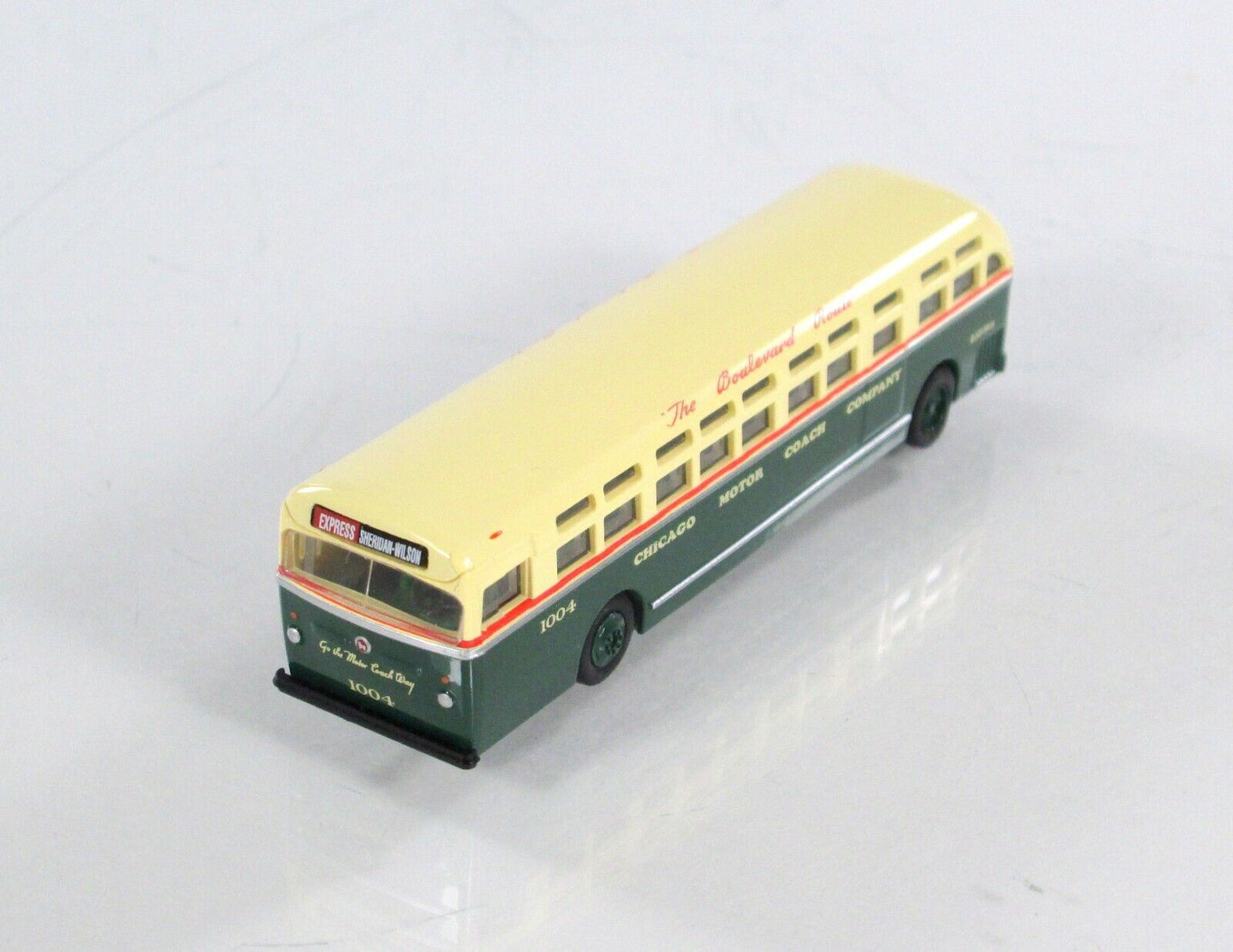 N Scale **CHICAGO MOTOR COACH Co.** Boulevard Route #1004 - WHEELS of TIME 90687