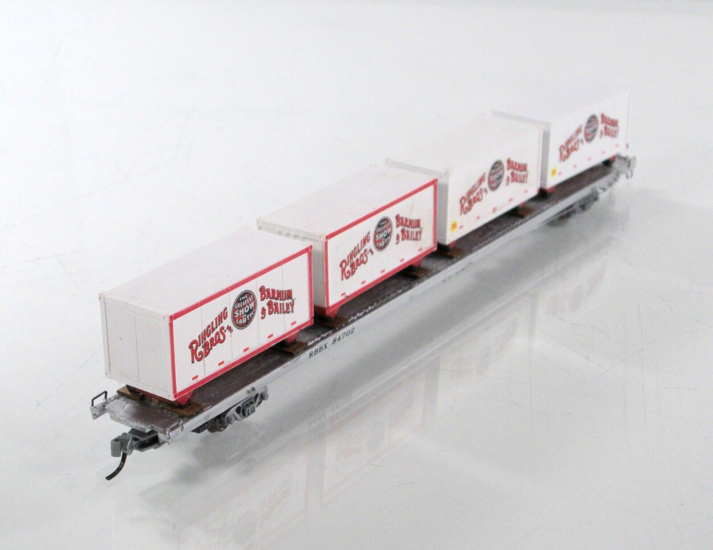 N Scale **RINGLING** Circus Wagons, 89' Flat Car #84702 -  Micro Trains 99301140