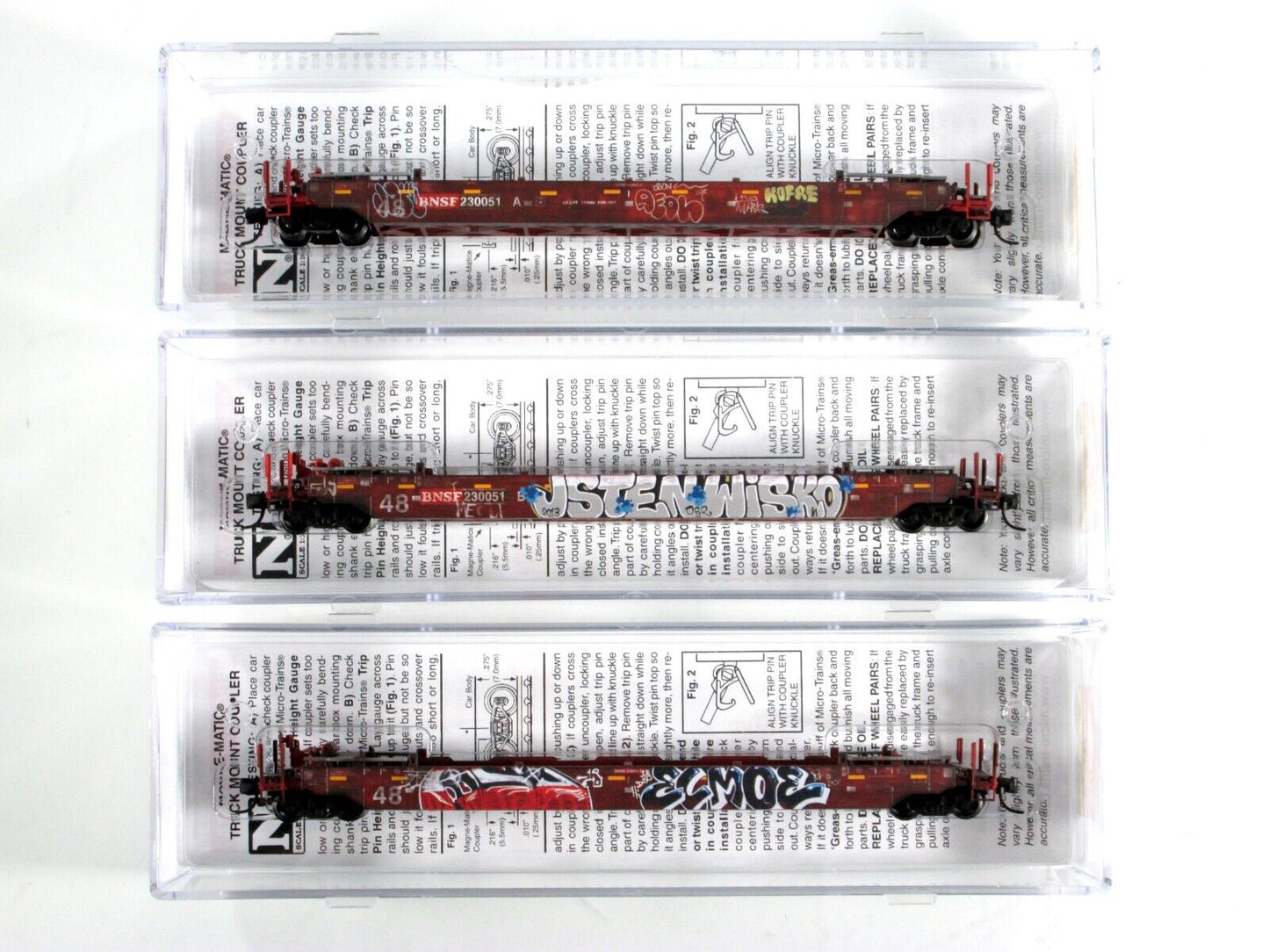 N Scale **BNSF** Weathered & Graffiti 70' Well Car 3-Set - Micro Trains 99305780