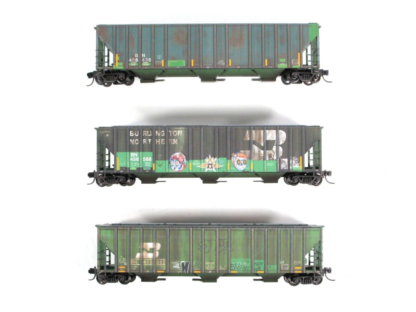 N Scale **BURLINGTON NORTHERN** Weathered Hopper 3-Set --- Micro Trains 99305680