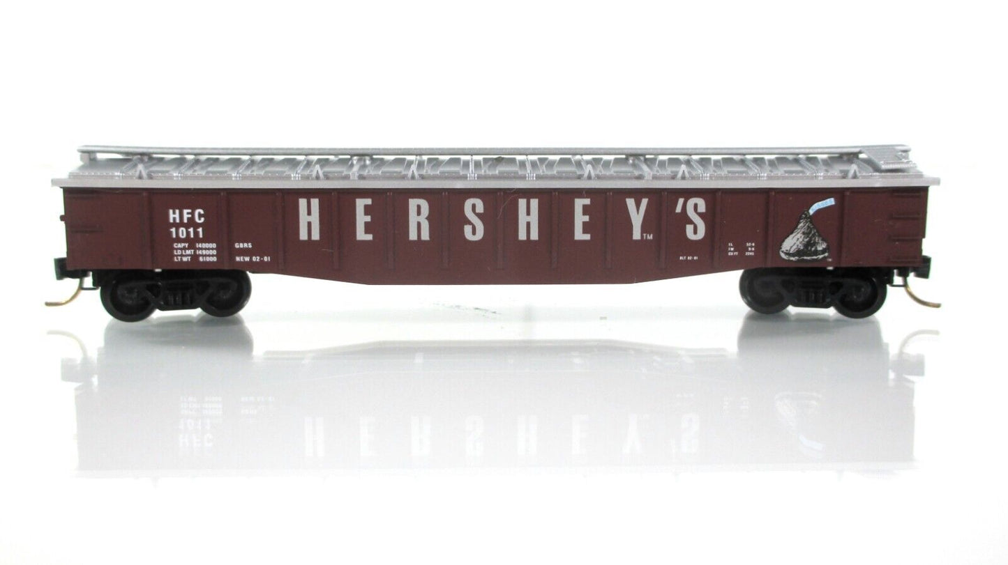 N Scale ***HERSHEY'S KISSES*** Covered Gondola -- HFC 1011 - Micro Trains 106060