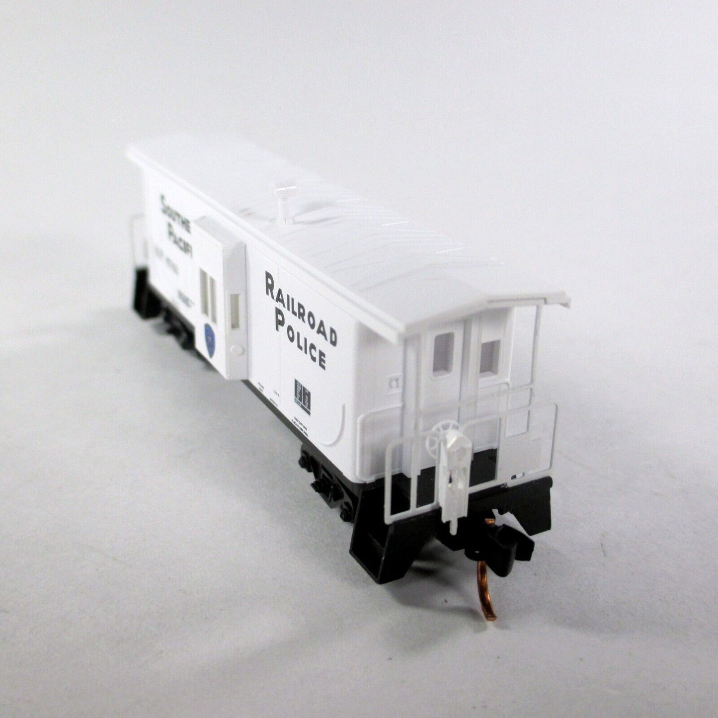 N Scale *SOUTHERN PACIFIC Railroad POLICE* Caboose #4762 - Micro Trains 13000070