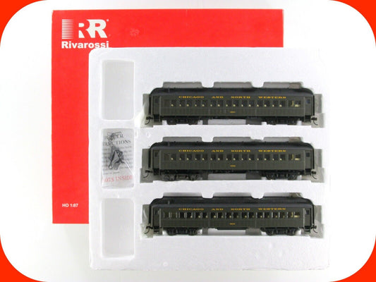 HO Scale ***CHICAGO NW*** 60' LightWt Coach Set - Rivarossi HR4036, Knuckle Cplr