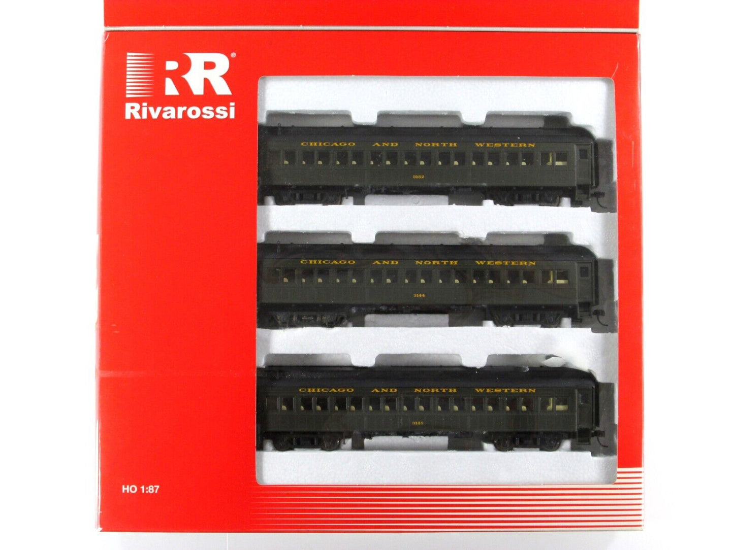 HO Scale ***CHICAGO NW*** 60' LightWt Coach Set - Rivarossi HR4036, Knuckle Cplr