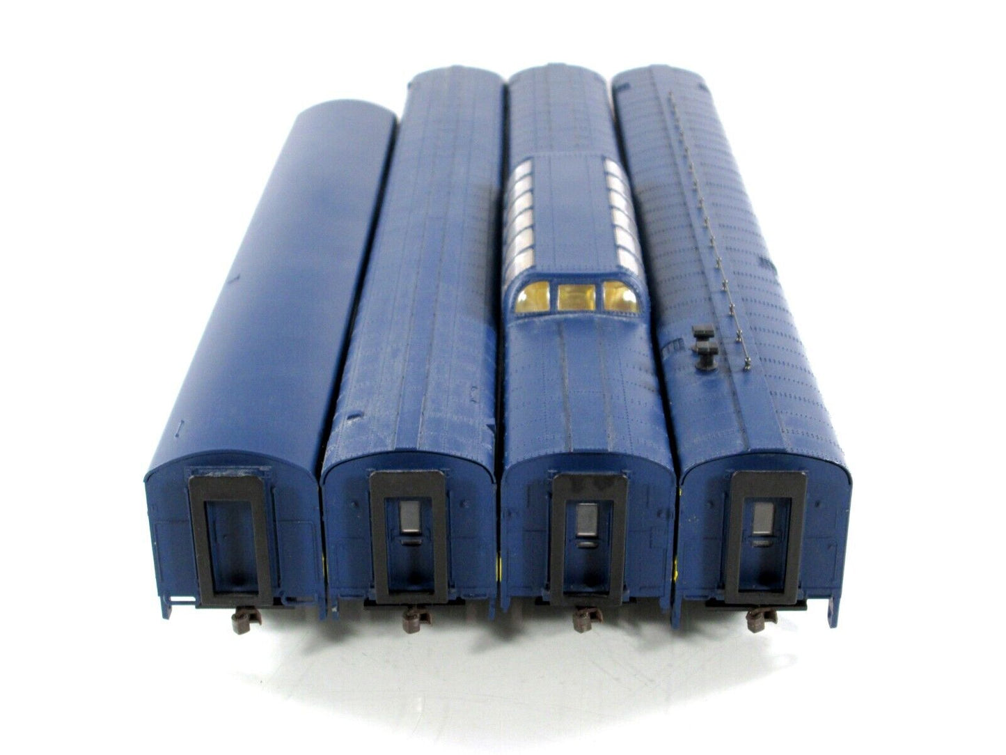 HO Scale ***ALASKA RAILROAD*** Passenger Set - Rivarossi RT600034, Knuckle Cplr