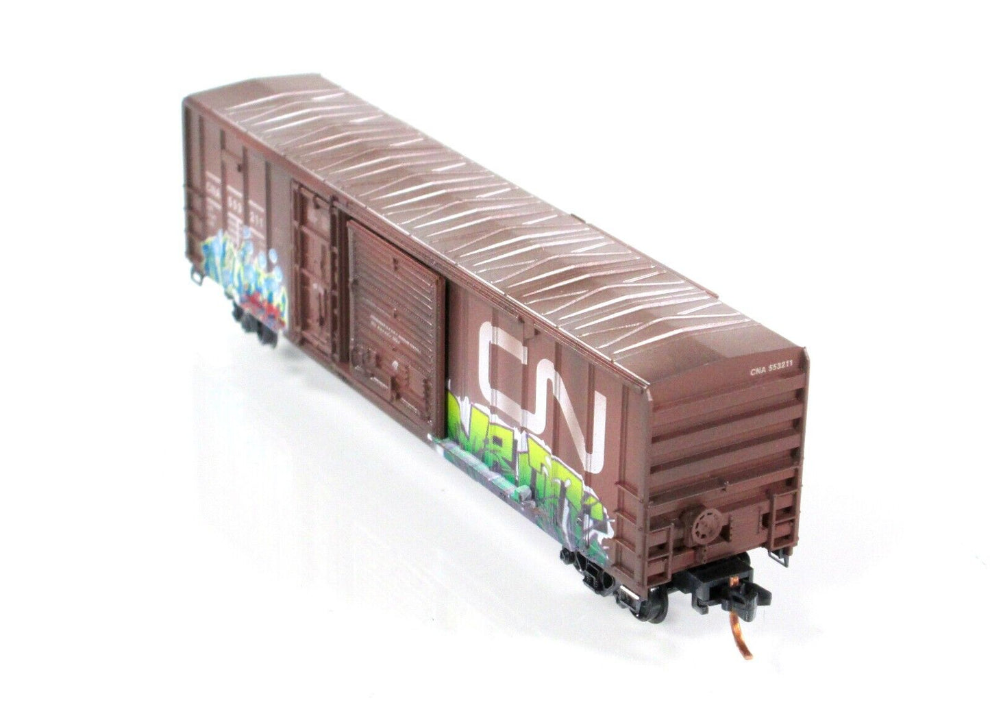 N Scale **CANADIAN NATIONAL** Weathered Box Car #553211 -- Micro Trains 02644030