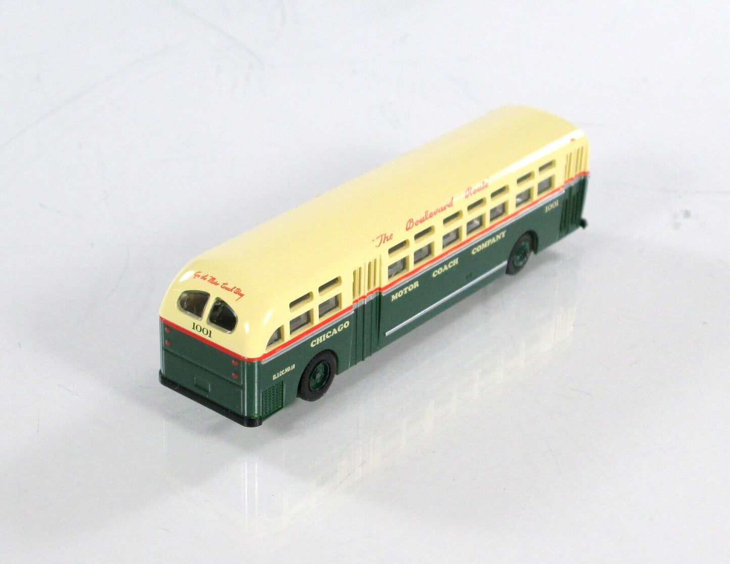 N Scale **CHICAGO MOTOR COACH** The Boulevard Route #1001 - WHEELS of TIME 90686