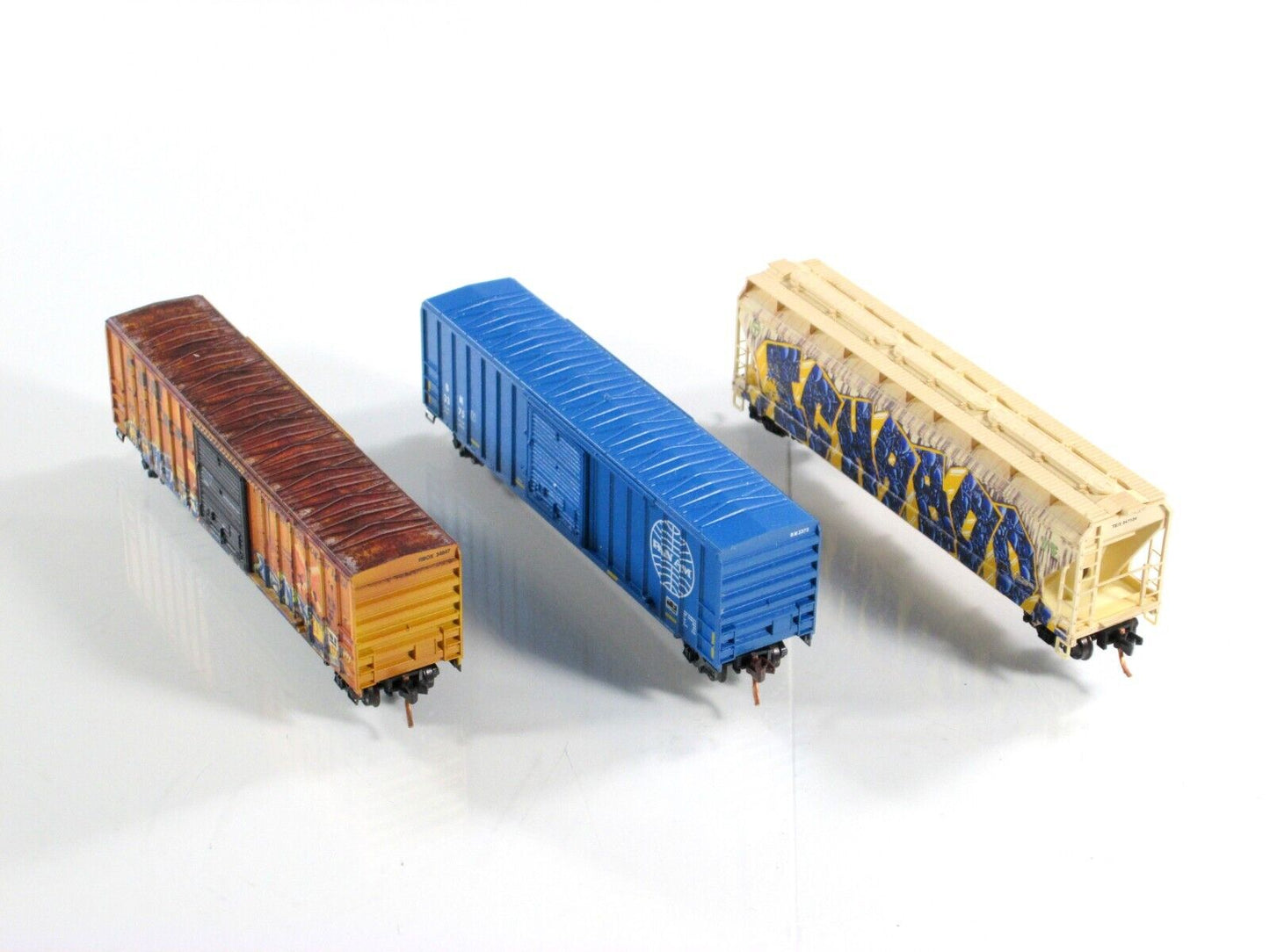 N Scale **ICHABOD** Weathered & Graffiti Car 3-Pack Set -- Micro Trains 99305350