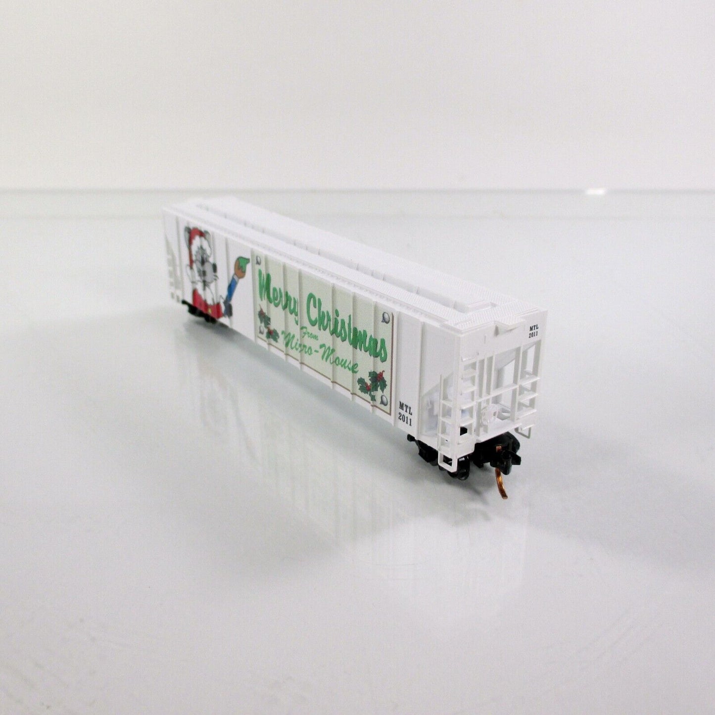 N Scale ***MERRY CHRISTMAS*** Micro Mouse Hopper 2011 - Micro Trains 09900120