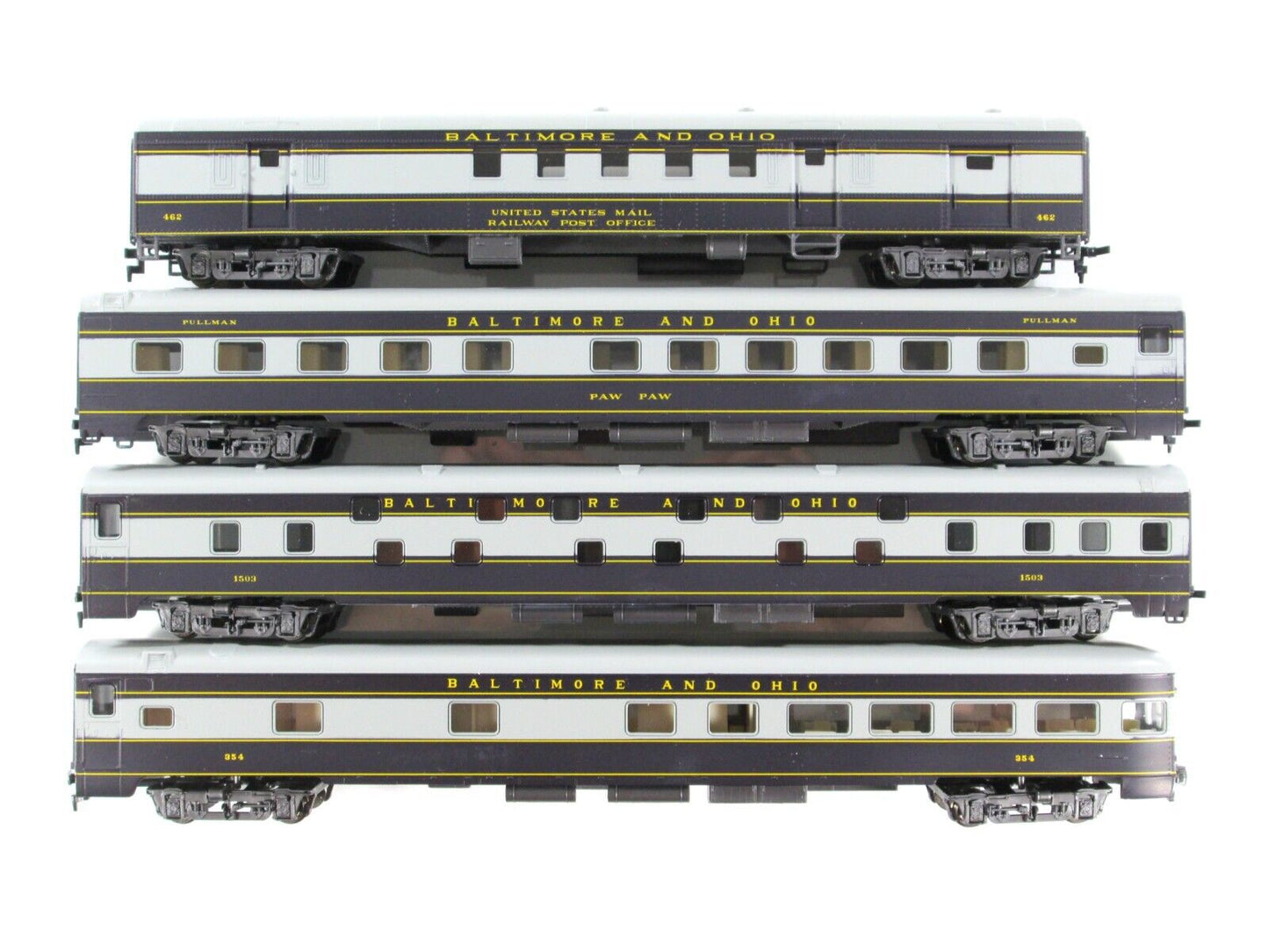 HO Scale ***BALTIMORE & OHIO*** 1930s Passenger 4-Car Set B ----- Rivarossi 6961