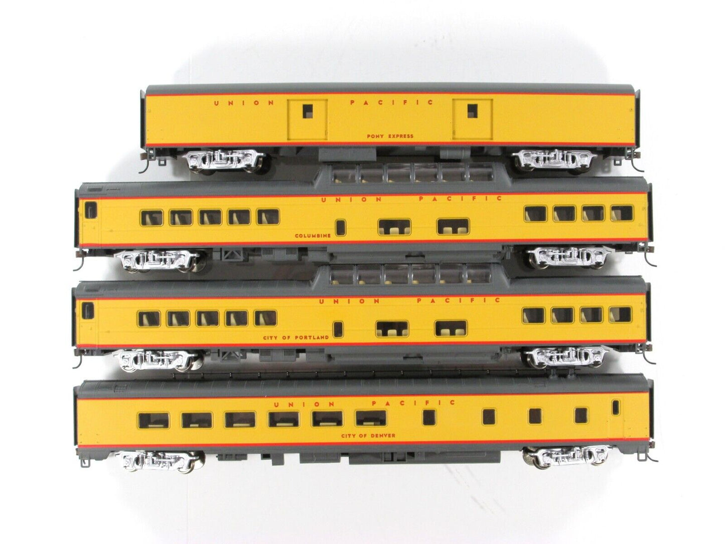 HO Scale *UNION PACIFIC EXCURSION* Passenger Set B -Rivarossi R6998, Knuckle Cpl
