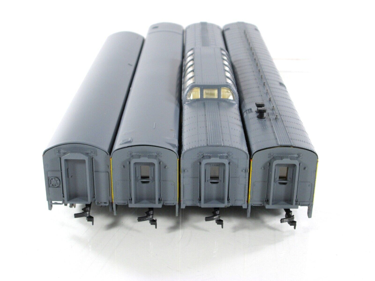 HO Scale ***UNION PACIFIC EXCURSION*** 1930s Passenger Set A ---- Rivarossi 6962