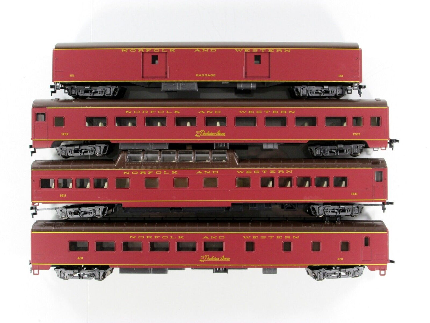 HO Scale ***NORFOLK & WESTERN POWHATAN*** 1930s Passenger Set --- Rivarossi 6942