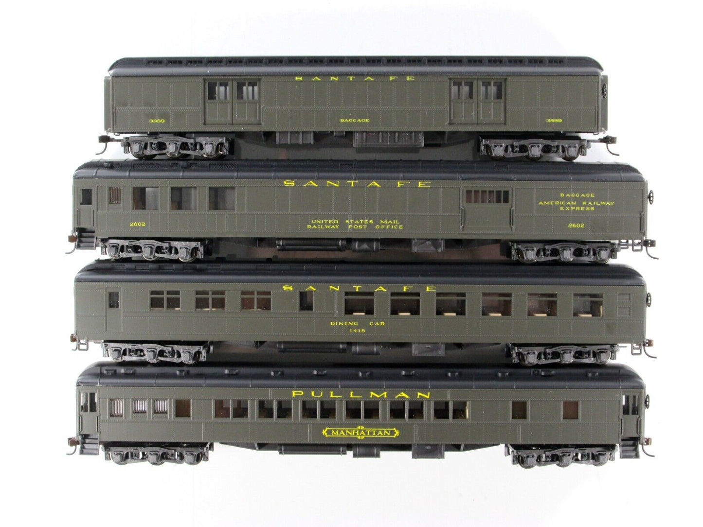 HO Scale ***SANTA FE*** 1920s Passenger Set A - Rivarossi 6914, Knuckle Cplrs