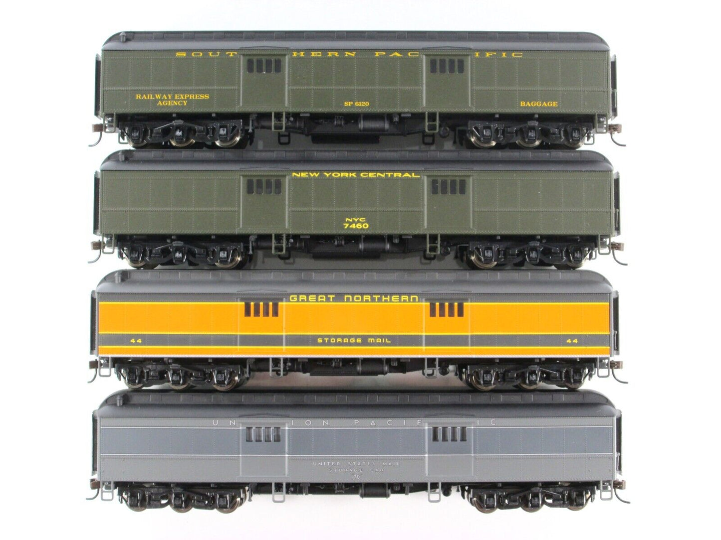 HO Scale ***NYC, SP, GN, UP*** 60' Baggage Set - Rivarossi RT6002xx, Knuckle Cpl