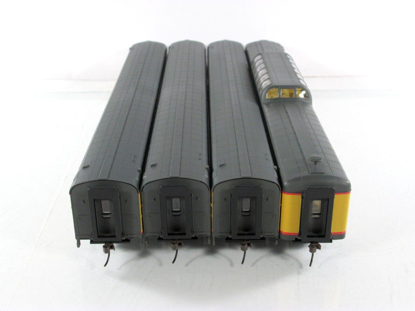 HO Scale *UNION PACIFIC EXCURSION* Passenger Set A, Rivarossi R6997, Knuckle Cpl
