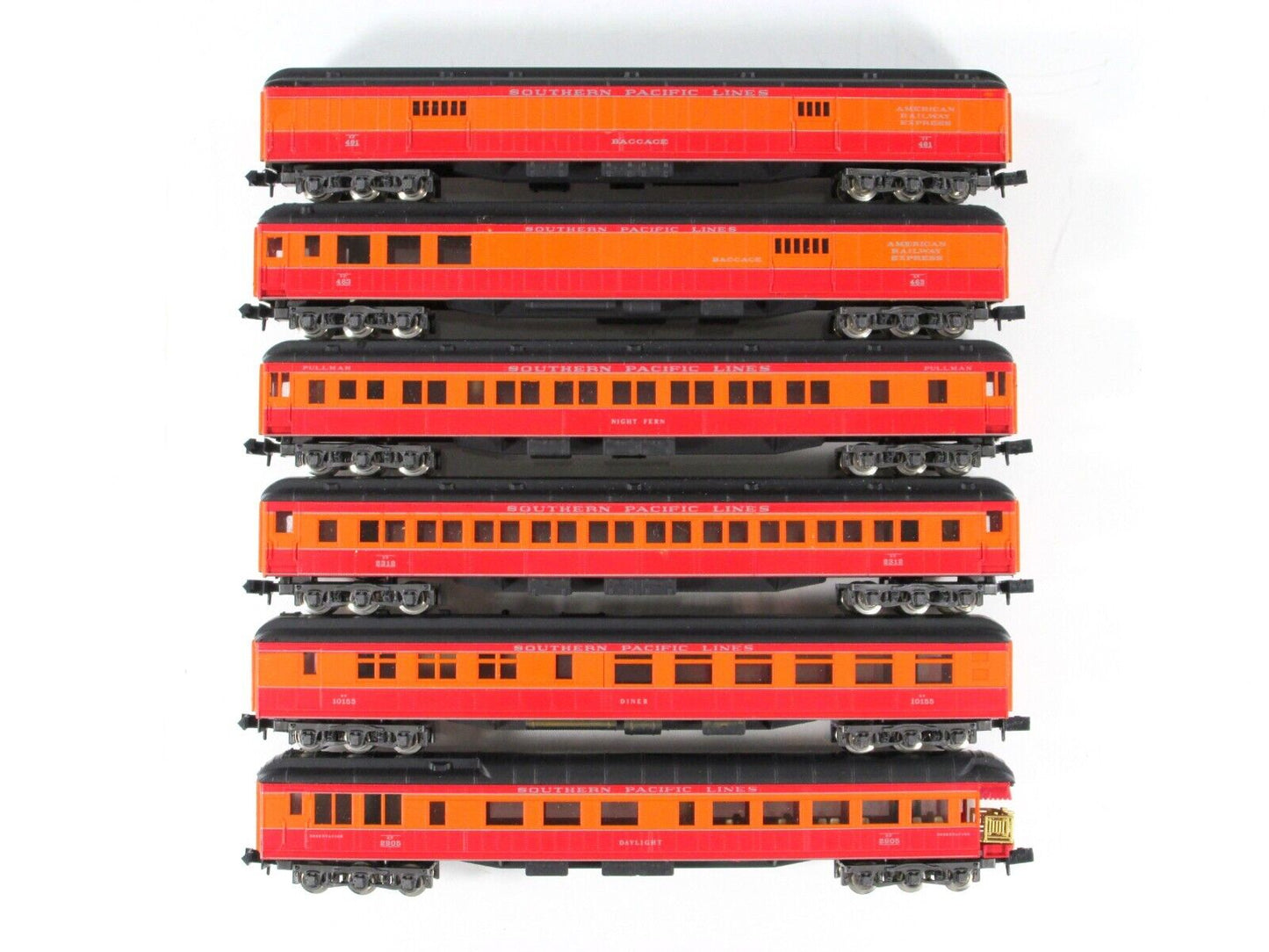 N Scale **SOUTHERN PACIFIC DAYLIGHT** HvyWt Passenger 6-Car Set - Con-Cor 570019