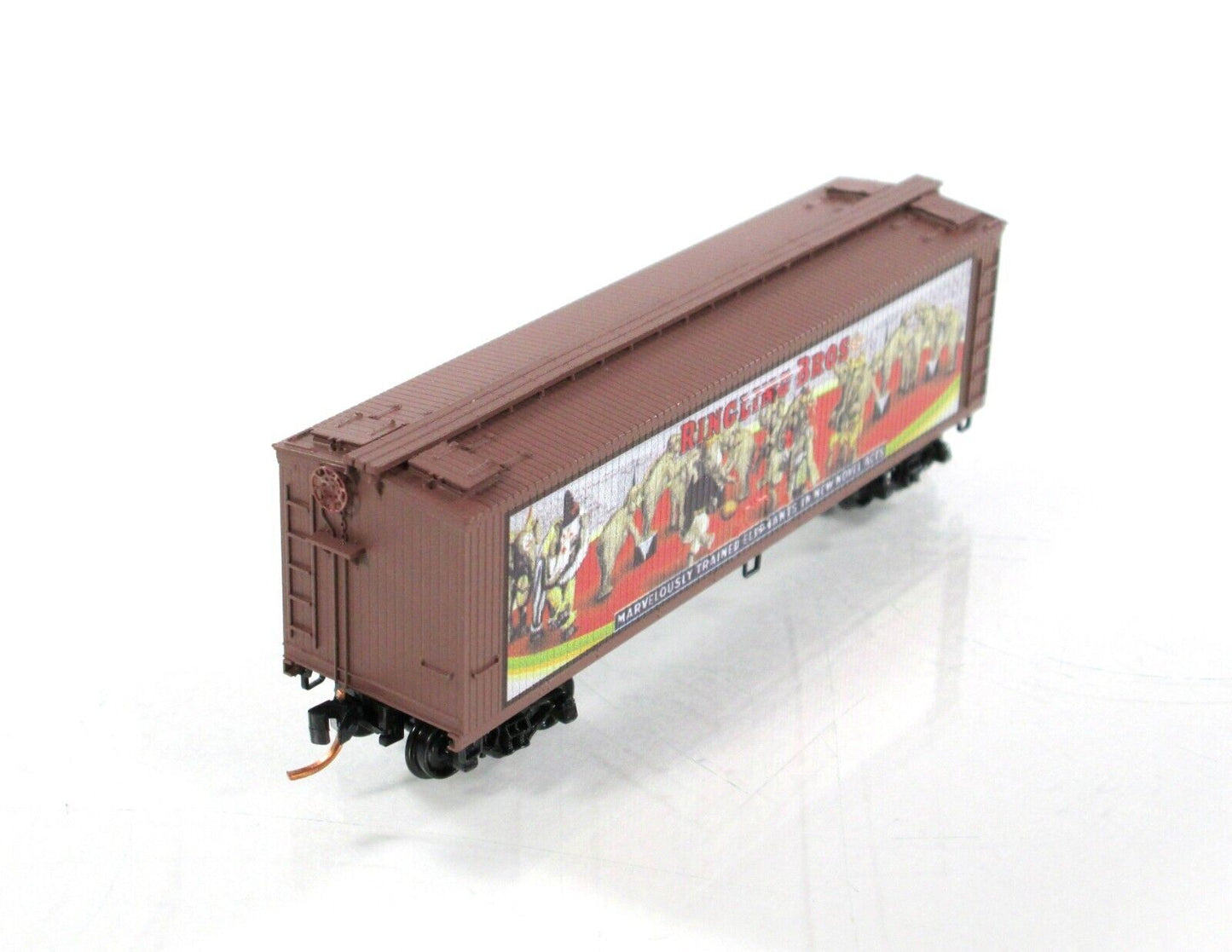 N Scale ***RINGLING CIRCUS*** Billboard Car #11 Box Car -- Micro Trains 04700411
