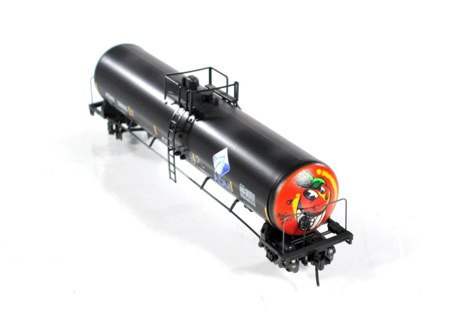 N Scale ***ADM*** Weathered & Graffiti Tank Car #28665 --- Micro Trains 11044350