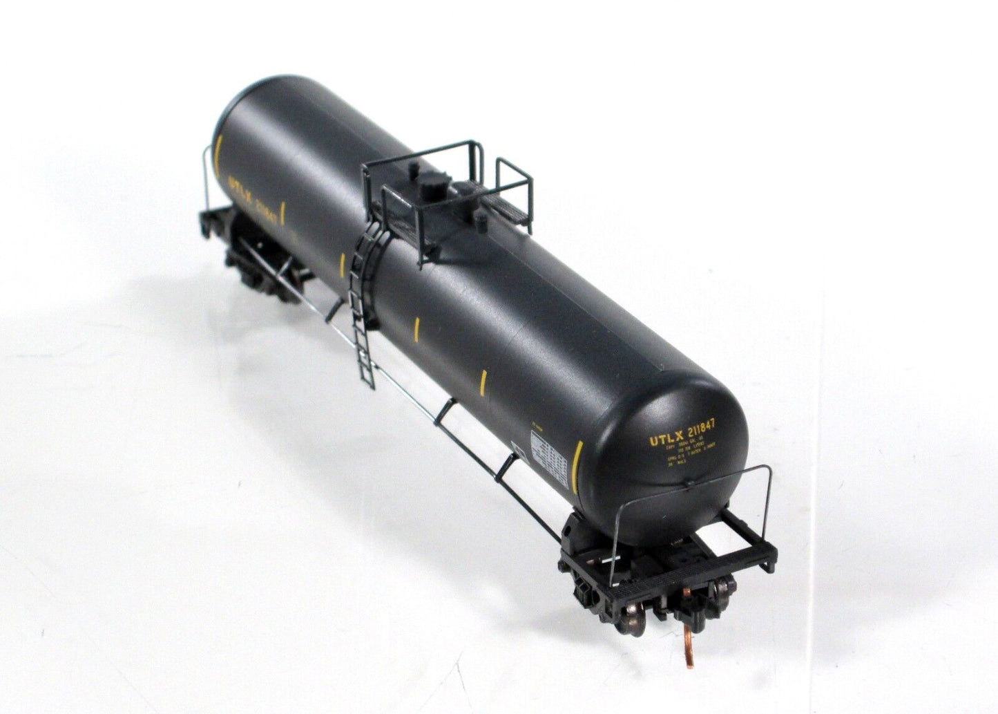 N Scale ***UNION*** Weathered & Graffiti Tank Car - Micro Trains 11044240