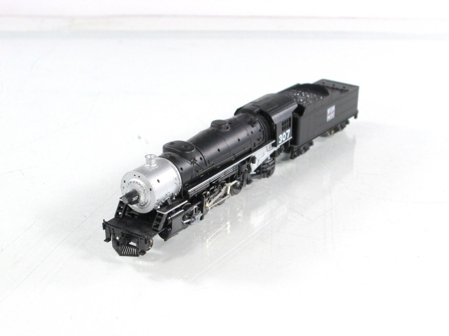 N Scale ***WESTERN PACIFIC*** HEAVY MIKADO 2-8-2 Locomotive #307 - Kato 126-0207