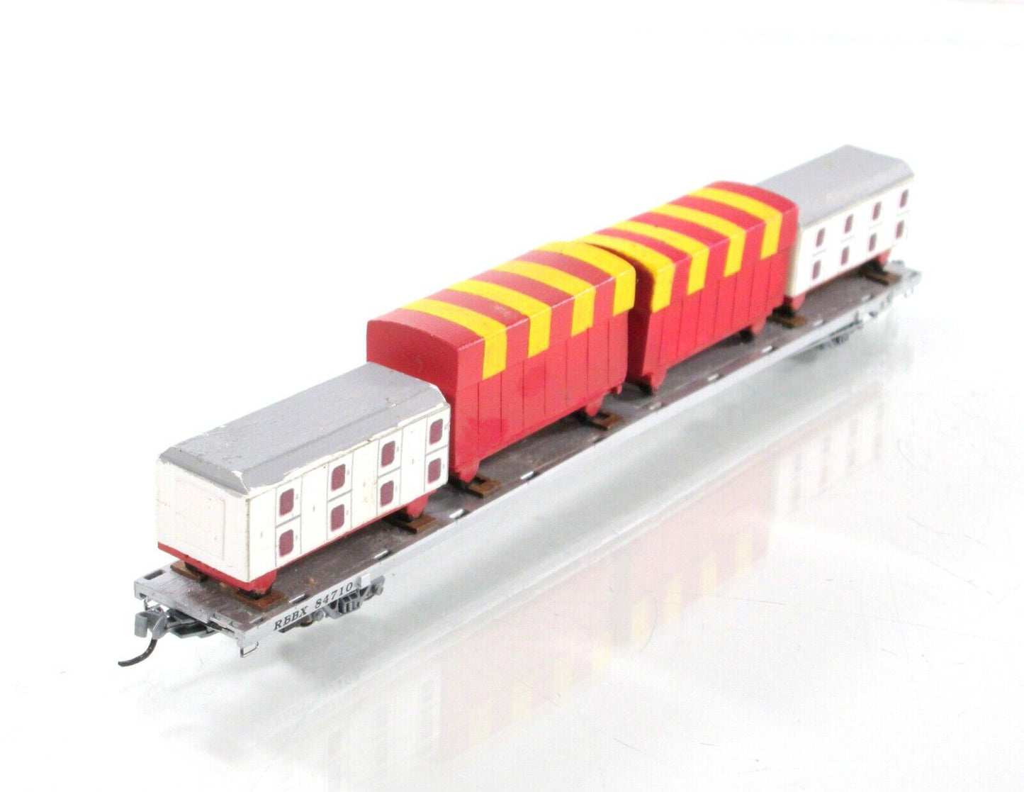 N Scale **RINGLING** Circus Wagons, 89' Flat Car #84710, --Micro Trains 11200710