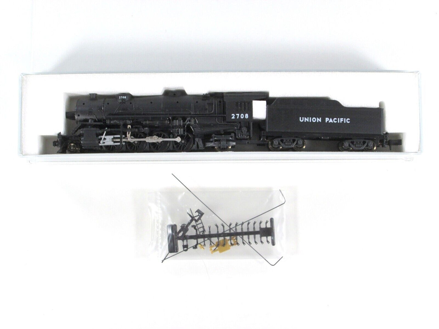 N Scale ***UNION PACIFIC*** HEAVY MIKADO 2-8-2 Locomotive #2708 -- Kato 126-0115