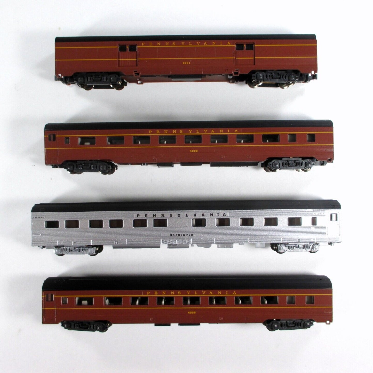N Scale ***PENNSYLVANIA*** Corrugated Passenger Car 4-Pack Set C - Kato 106-1701